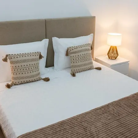 Casinha Avo Toteta * Nazaré