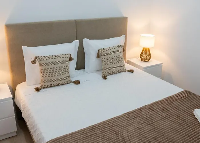 Casinha Avo Toteta * نازاريه